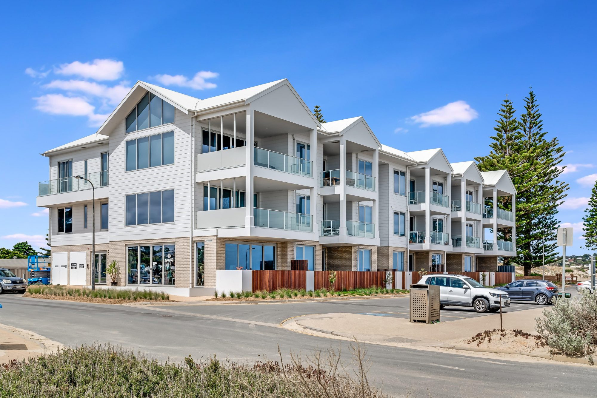 17 328 Esplanade Moana 24 min